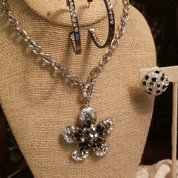 Black & Clear Rhinestone 11-Item Jewelry Bundle - Picture 2 of 16